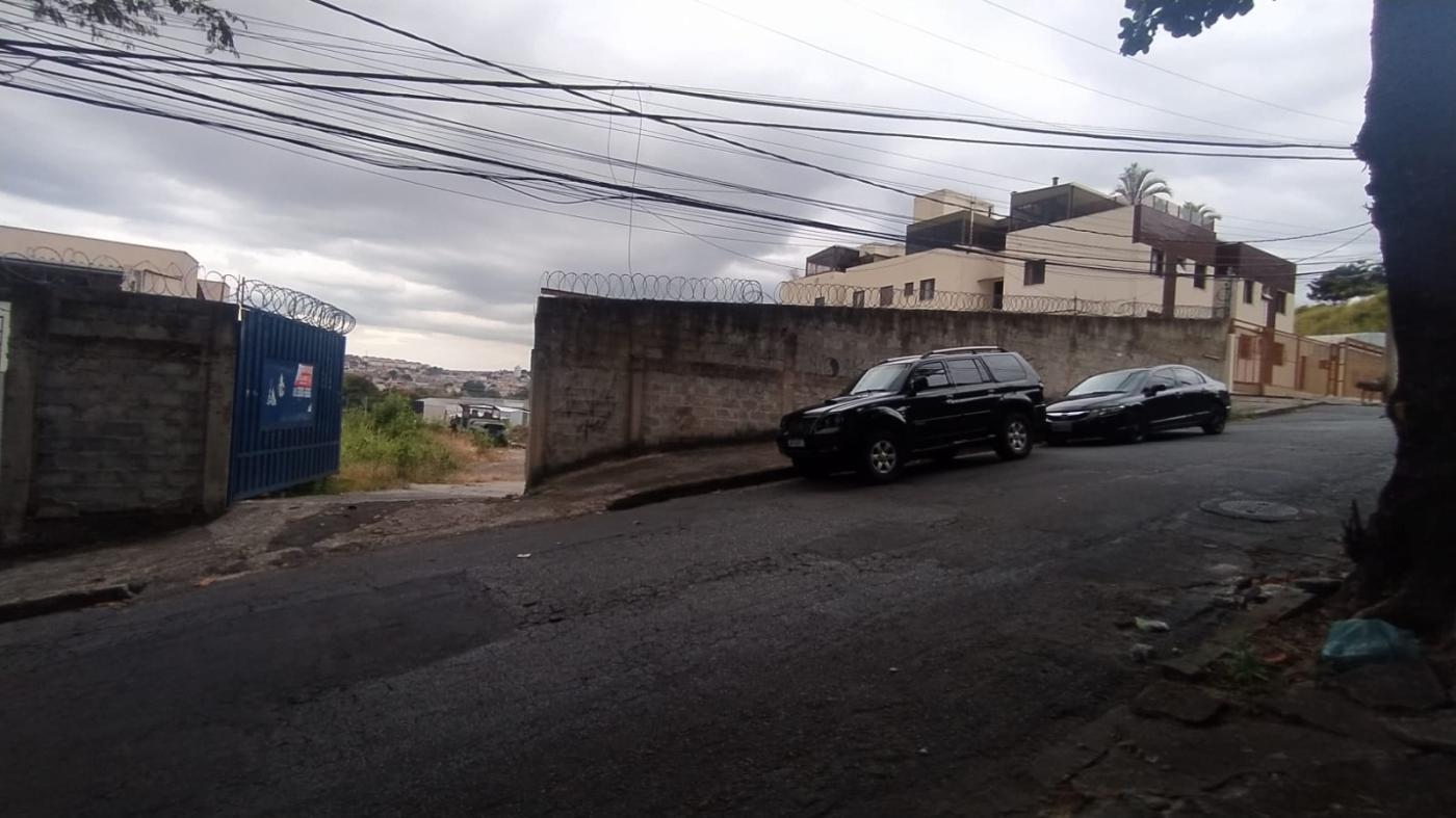 Terreno à venda com 400m² de terreno no Caiçaras, Belo Horizonte (MG) — foto 5 de 22
