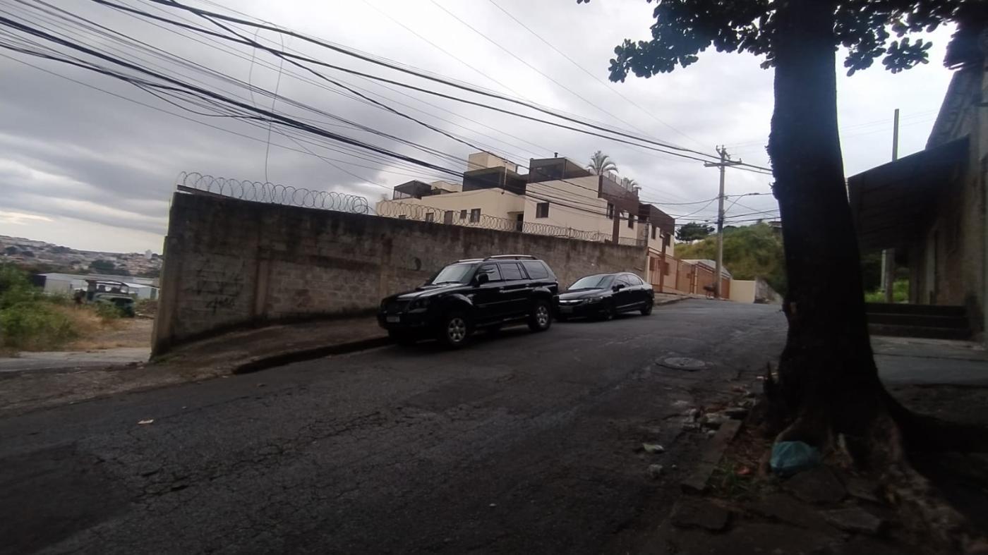 Terreno à venda com 1200m² de terreno no Caiçaras, Belo Horizonte (MG) — foto 4 de 22