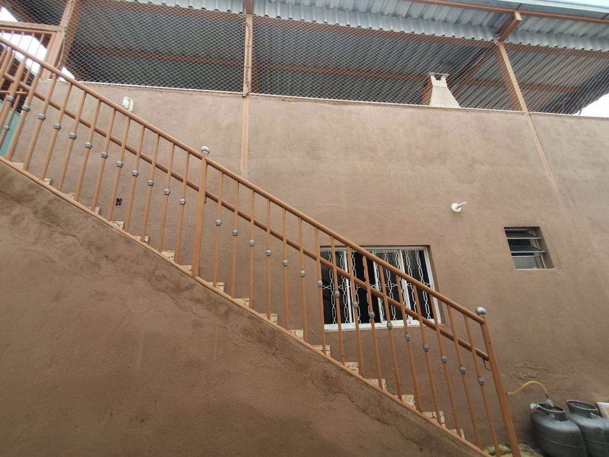 Casa à venda com 3 quartos, 1 suíte, 6 vagas e 172m² no Nova esperança, Belo Horizonte (MG) — foto 24 de 28