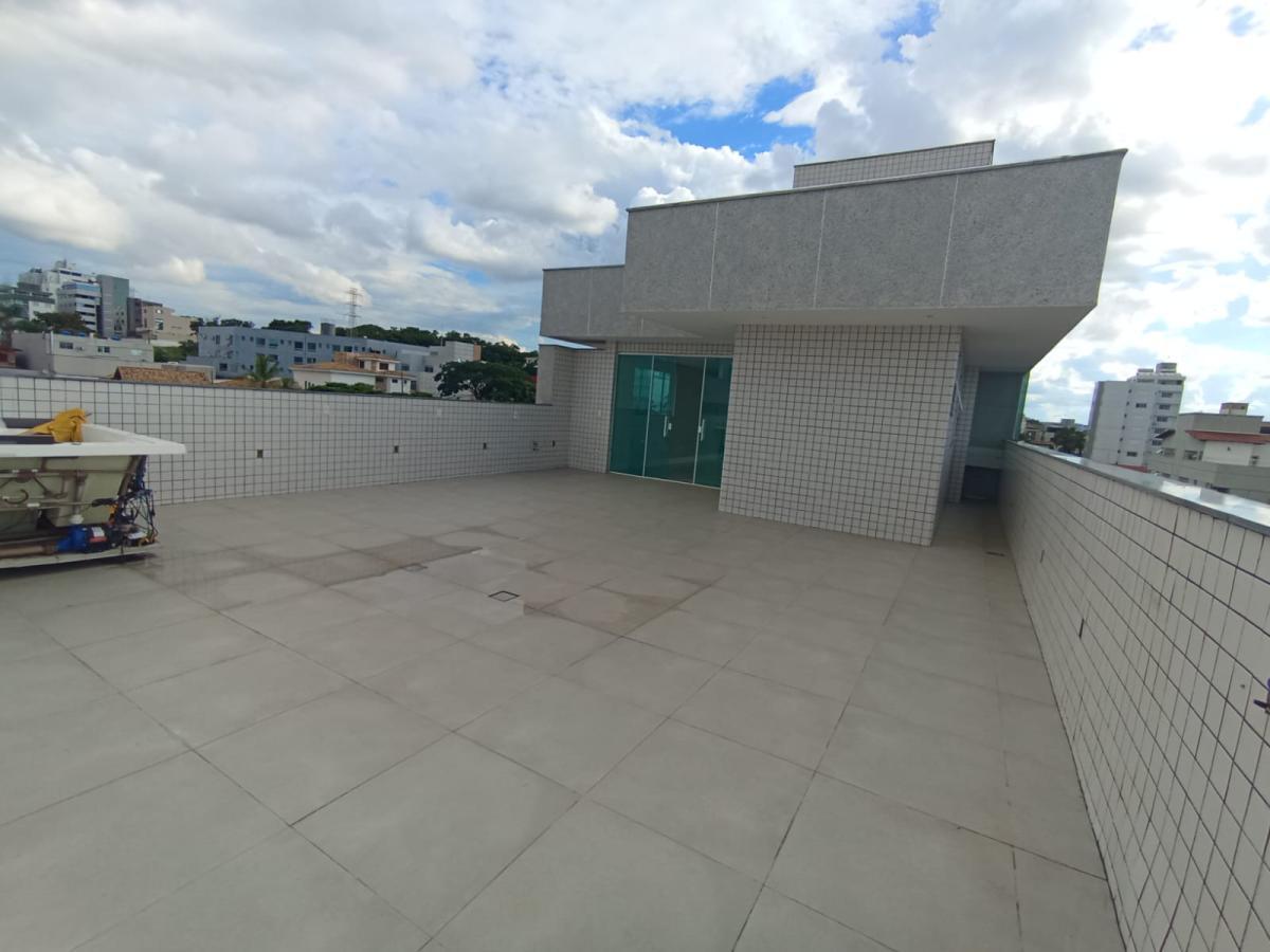 Cobertura à venda com 5 quartos, 4 suítes e 3 vagas no Castelo, Belo Horizonte (MG) — foto 4 de 30