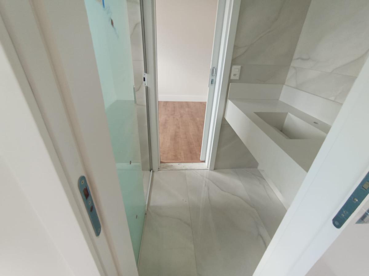 Apartamento à venda com 4 quartos, 4 suítes e 3 vagas no Castelo, Belo Horizonte (MG) — foto 20 de 21