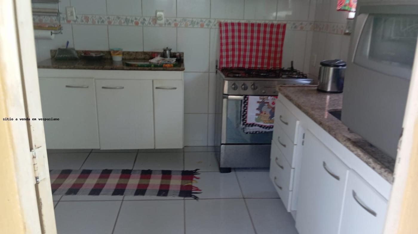 Casa à venda com 4 quartos, 1 suíte, 1 vaga e 167m² no Carlos Prates, Belo Horizonte (MG) — foto 24 de 30