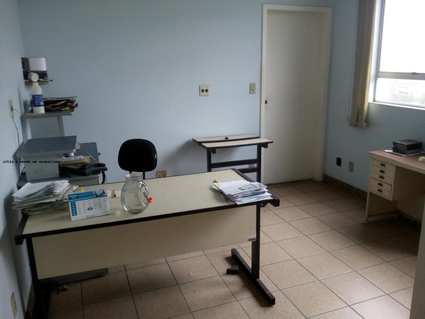 Comercial à venda com 5 banheiros, 2 vagas e 300m² no Caiçaras, Belo Horizonte (MG) — foto 5 de 21