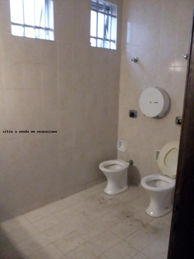 Comercial à venda com 5 banheiros, 2 vagas e 300m² no Caiçaras, Belo Horizonte (MG) — foto 14 de 21