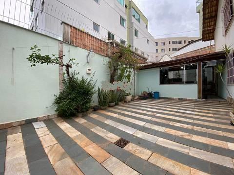 Casa à venda com 4 quartos, 1 suíte, 4 vagas e 321m² no Nova esperança, Belo Horizonte (MG) — foto 20 de 24
