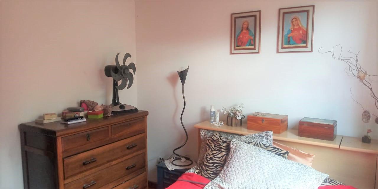 Casa à venda com 5 quartos, 1 suíte, 3 vagas e 200m² no Nova esperança, Belo Horizonte (MG) — foto 12 de 30