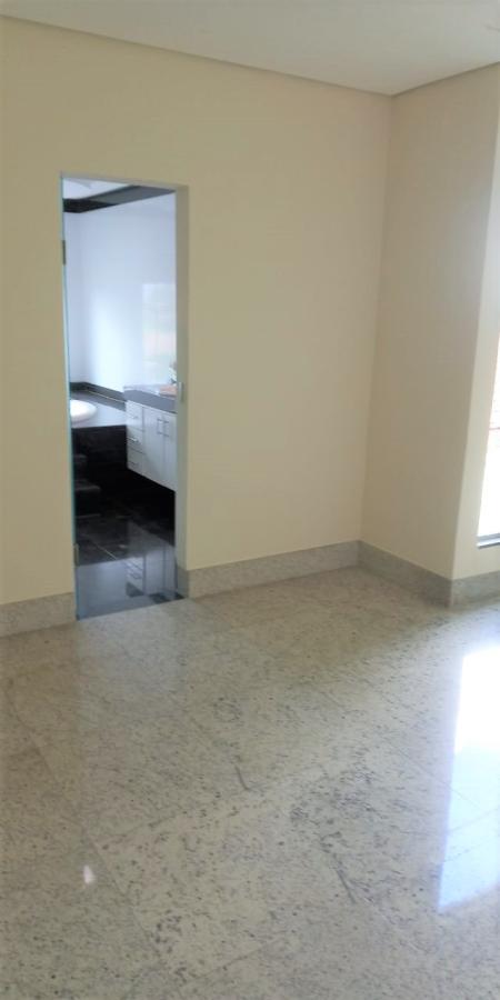 Casa à venda com 4 quartos, 1 suíte, 3 vagas e 240m² no São Joao Batista, Belo Horizonte (MG) — foto 9 de 30