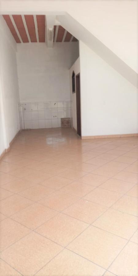 Casa à venda com 4 quartos, 1 suíte, 4 vagas e 250m² no Santa Monica, Belo Horizonte (MG) — foto 2 de 30
