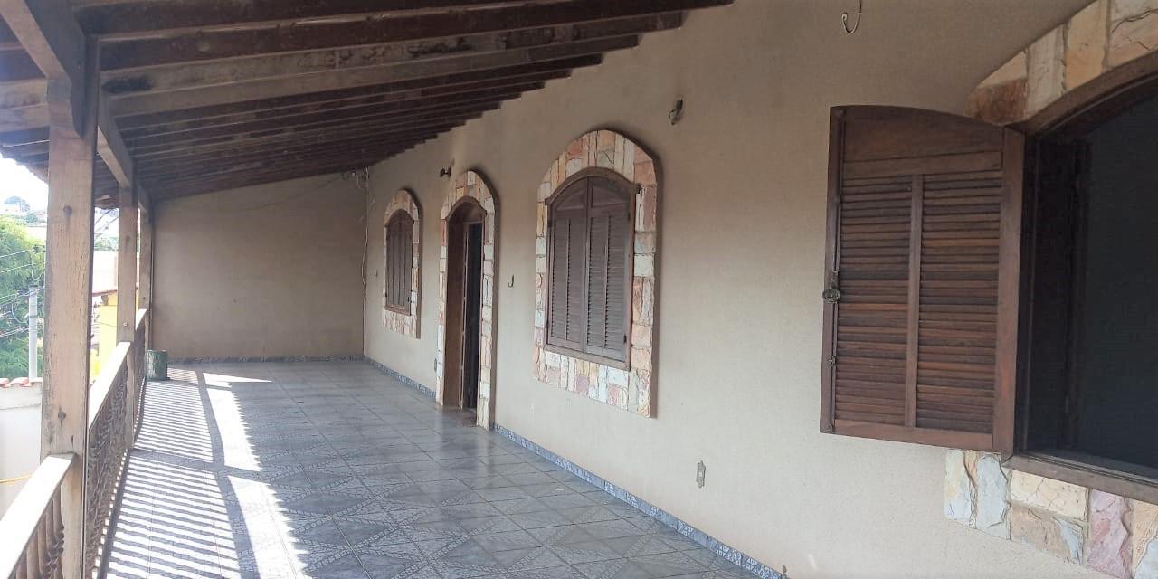 Casa à venda com 4 quartos, 1 suíte, 4 vagas e 250m² no Santa Monica, Belo Horizonte (MG) — foto 15 de 30