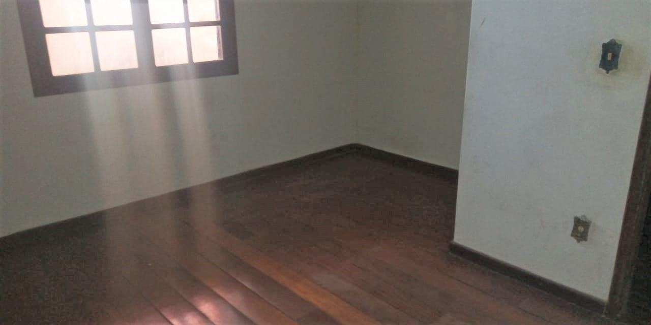 Casa à venda com 4 quartos, 1 suíte, 4 vagas e 250m² no Santa Monica, Belo Horizonte (MG) — foto 25 de 30