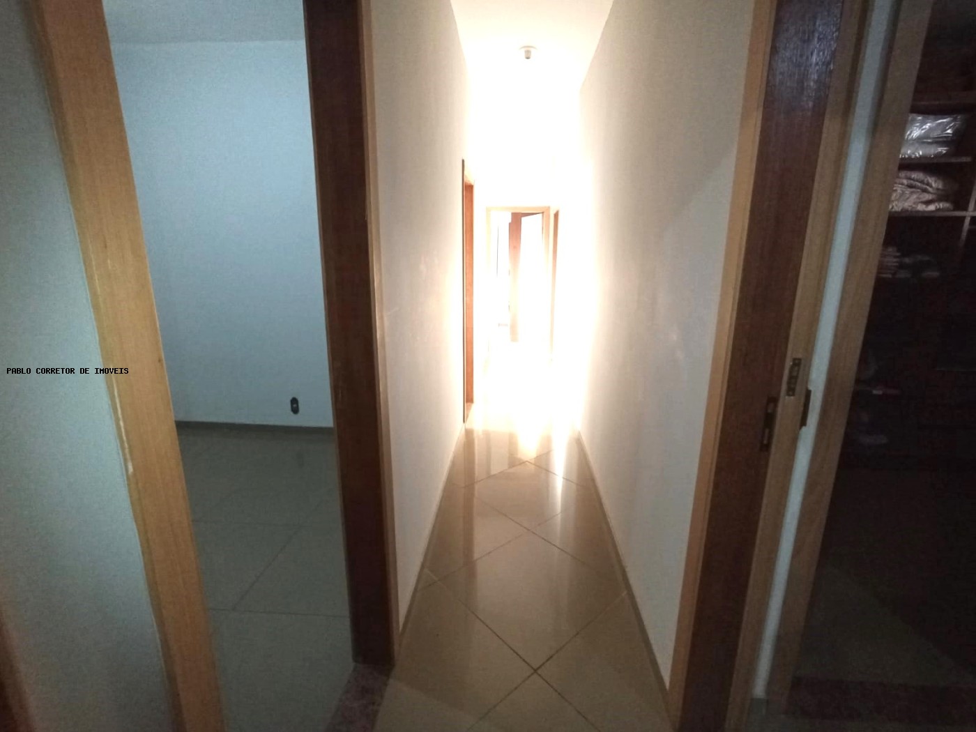 Casa à venda com 4 quartos, 3 suítes, 4 vagas e 330m² no Alto Caiçaras, Belo Horizonte (MG) — foto 25 de 30