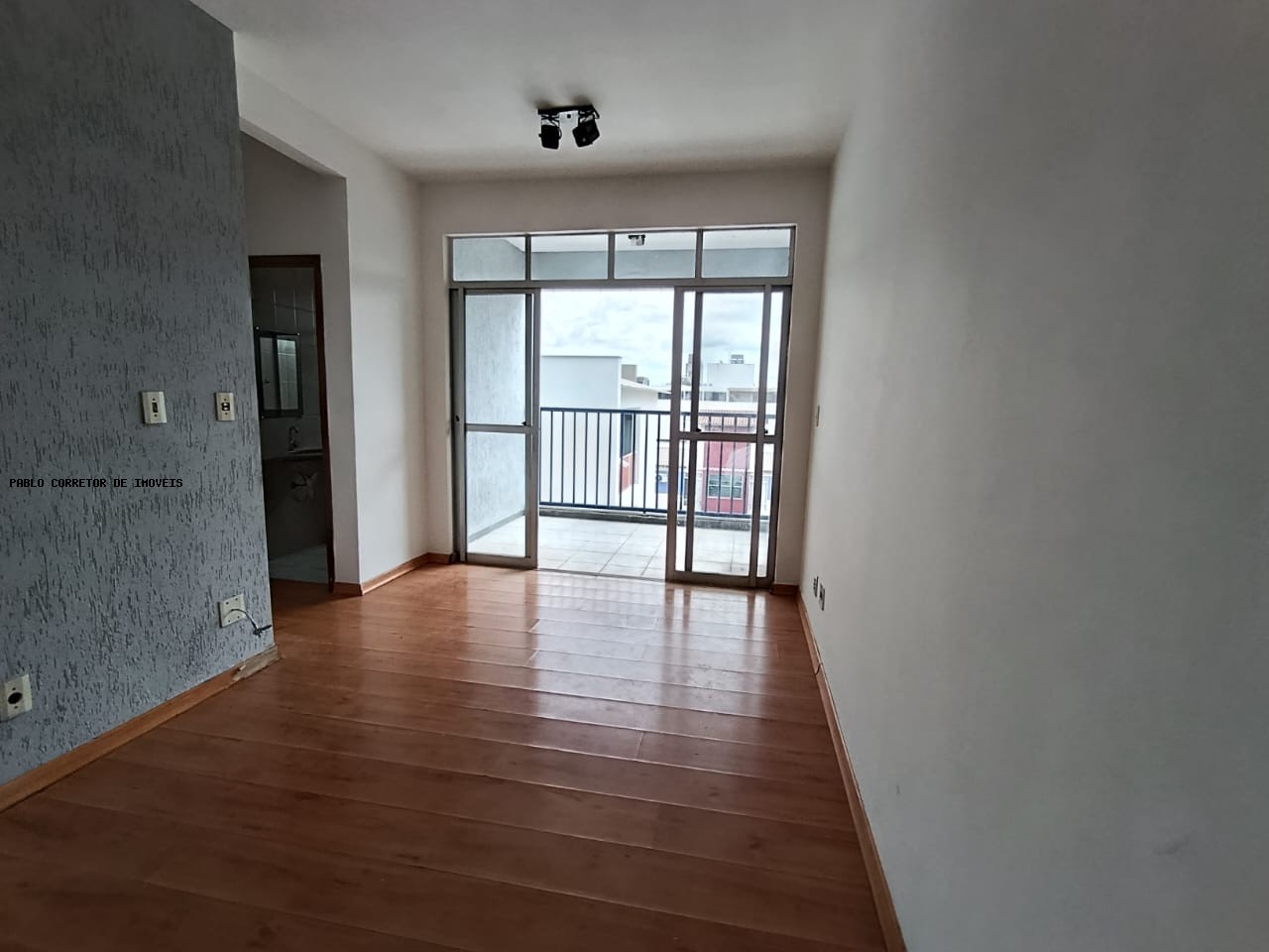 Apartamento à venda com 3 quartos, 1 suíte e 1 vaga no Ouro Preto, Belo Horizonte (MG) — foto 3 de 10