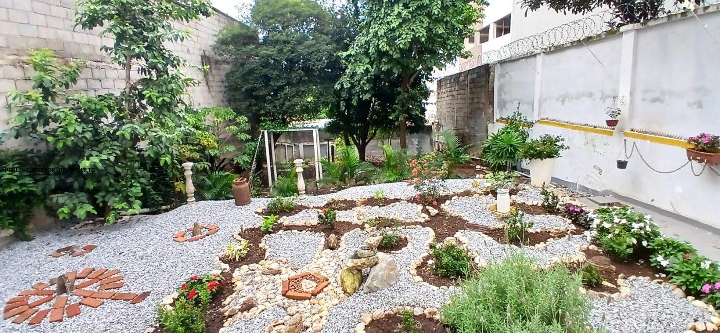 Casa à venda com 4 quartos, 2 banheiros, 2 vagas e 194m² no Sagrada Família, Belo Horizonte (MG) — foto 5 de 13