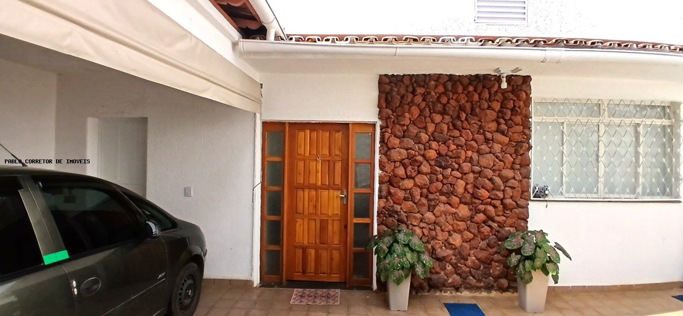 Casa à venda com 4 quartos, 2 banheiros, 2 vagas e 194m² no Sagrada Família, Belo Horizonte (MG) — foto 7 de 13