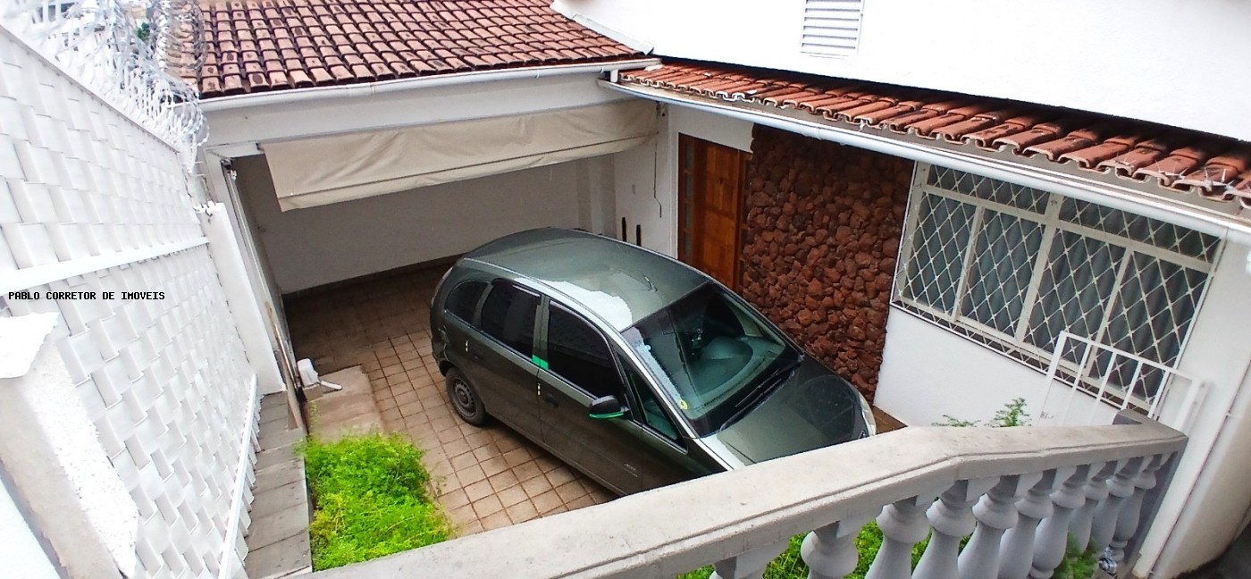 Casa à venda com 4 quartos, 2 banheiros, 2 vagas e 194m² no Sagrada Família, Belo Horizonte (MG) — foto 8 de 13
