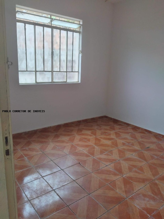 Casa à venda com 3 quartos, 1 banheiro e 70m² no Aparecida Sétima Seção, Belo Horizonte (MG) — foto 14 de 17