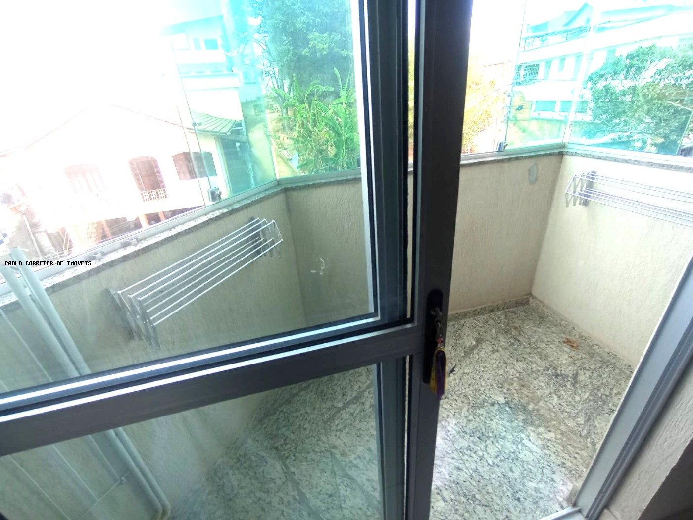 Apartamento à venda com 3 quartos, 1 suíte, 2 vagas e 69m² no Caiçaras, Belo Horizonte (MG) — foto 2 de 14